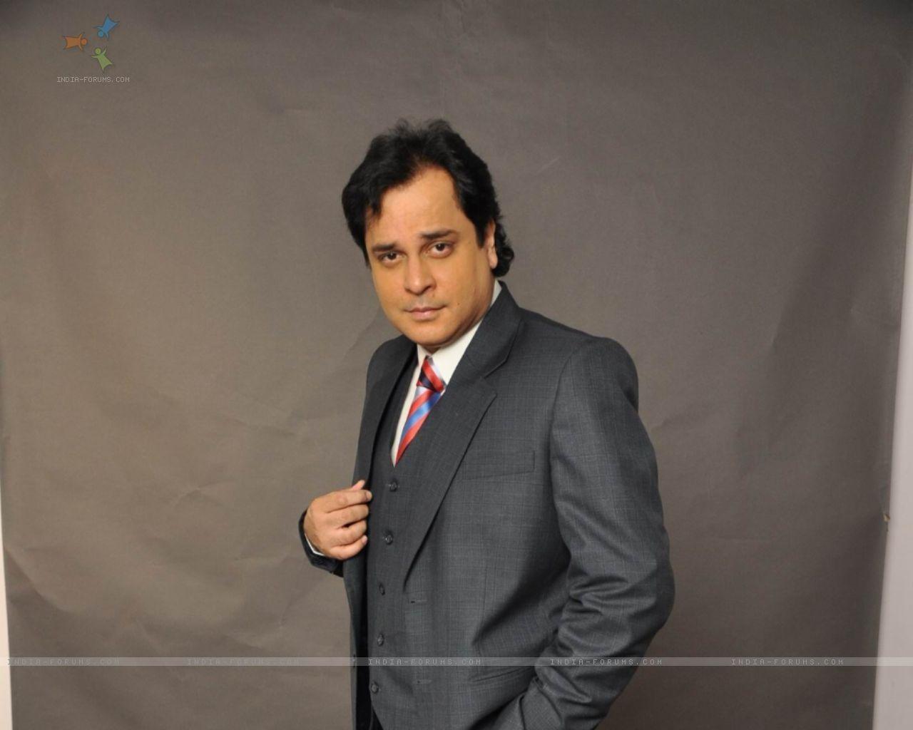 Mahesh Thakur